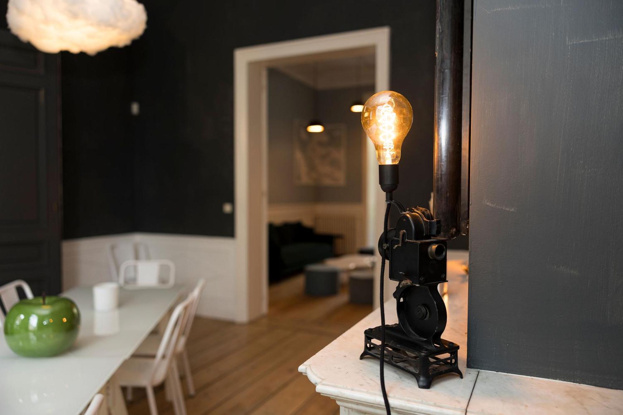 Atelier K - Art Guesthouse In Brussels Иксель Экстерьер фото